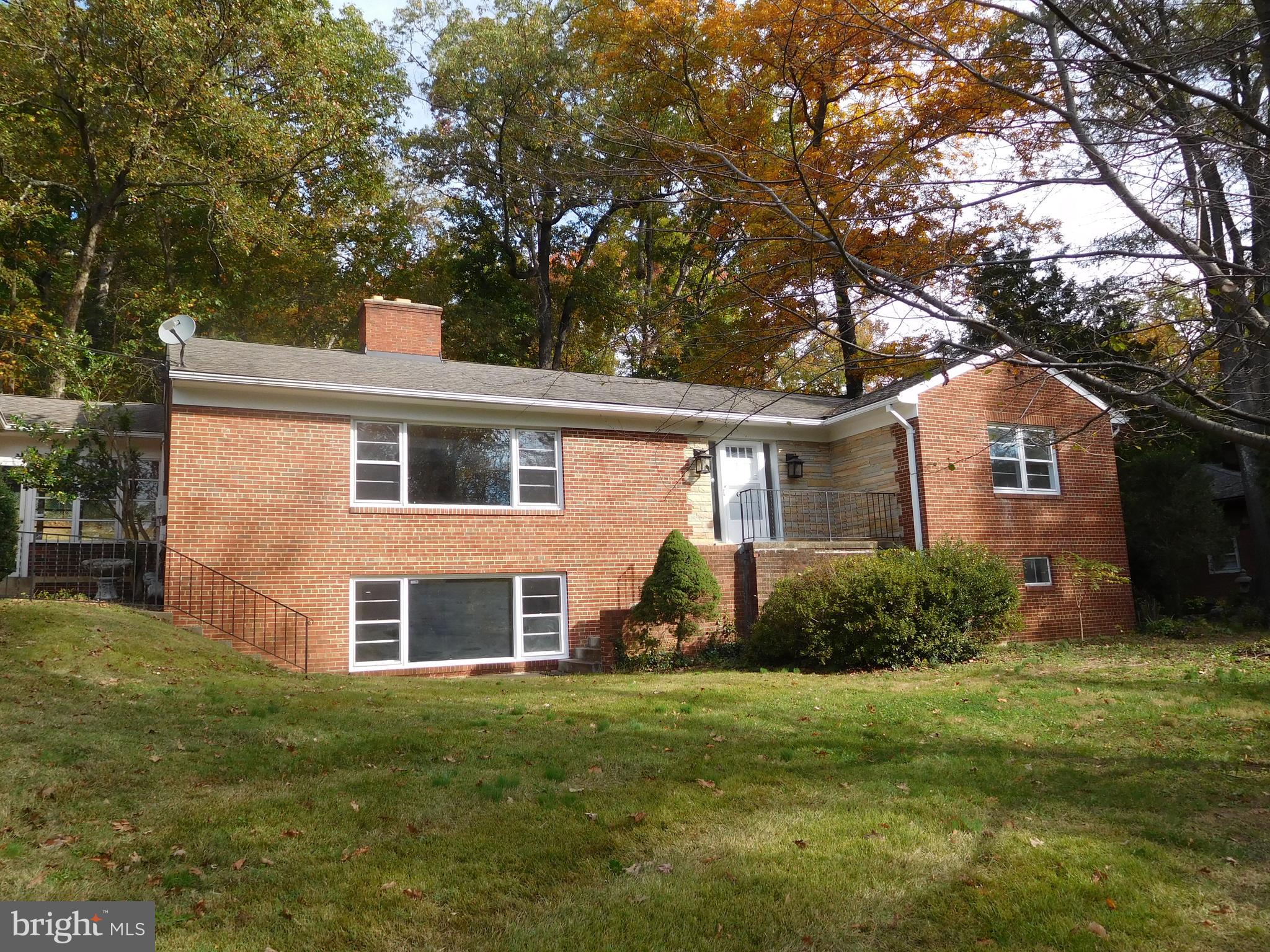 WILTON WOODS - Residential Lease