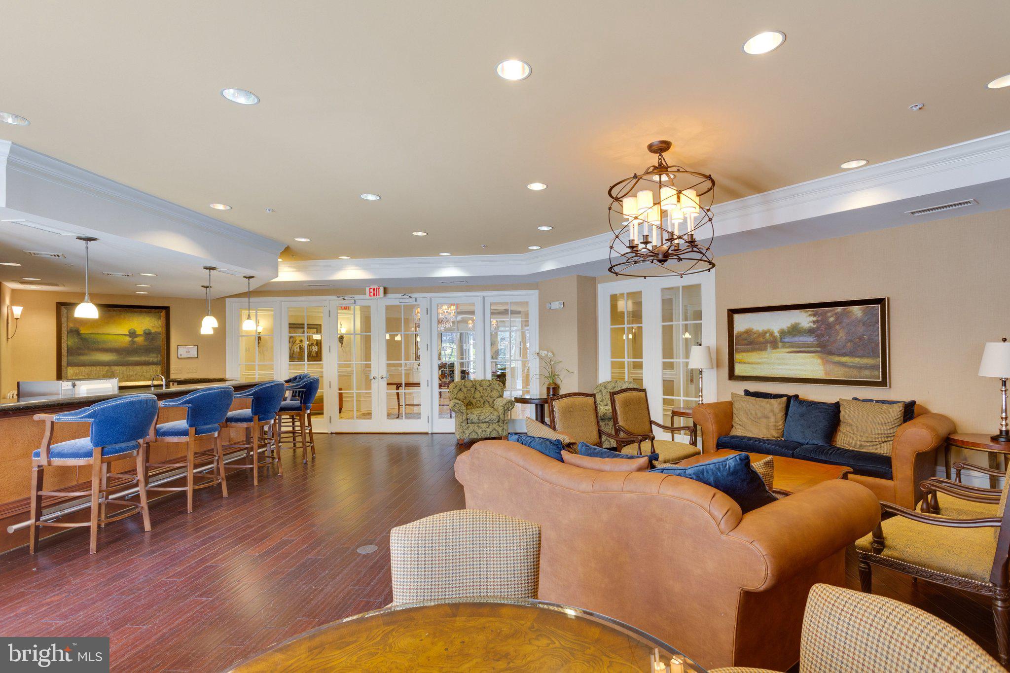 HALSTEAD AT THE METRO - Residential