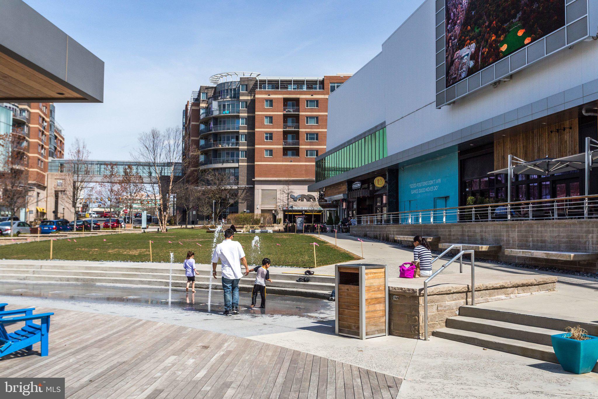 HALSTEAD AT THE METRO - Residential