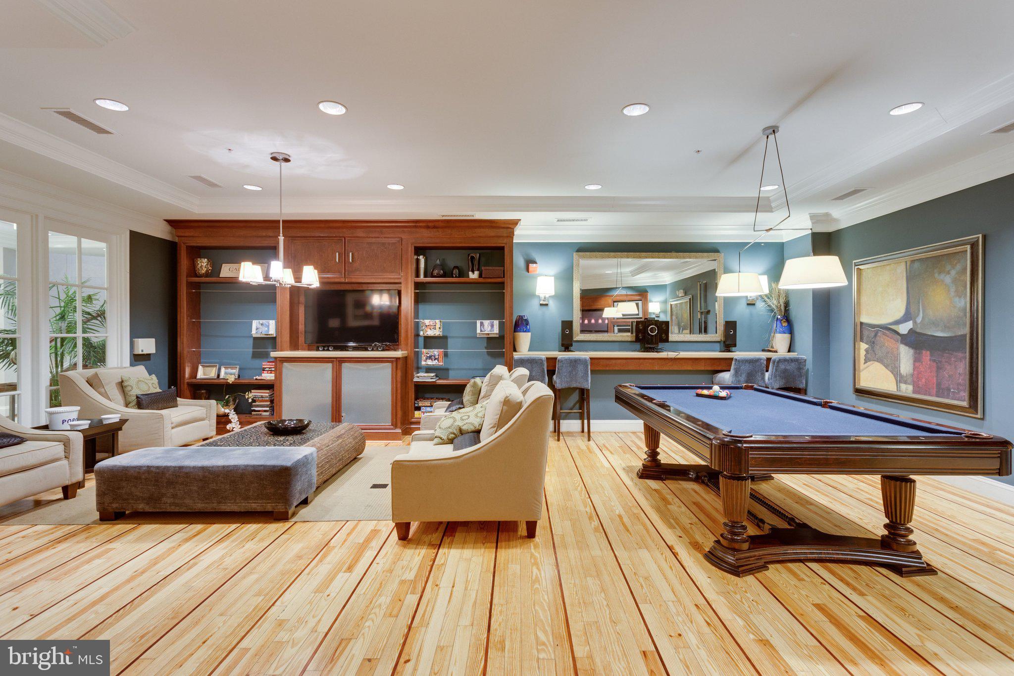 HALSTEAD AT THE METRO - Residential