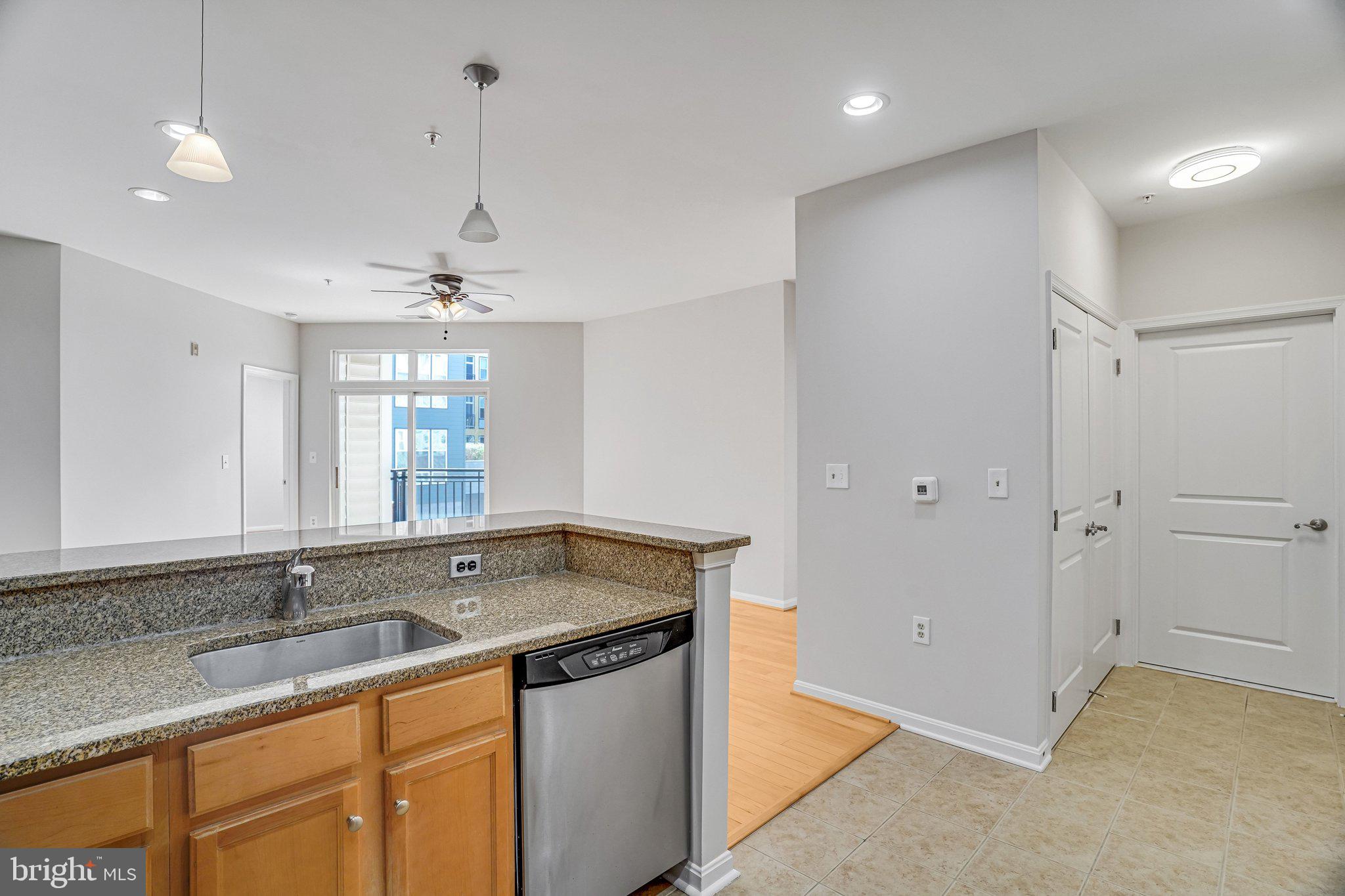 2655 PROSPERITY AVENUE 201