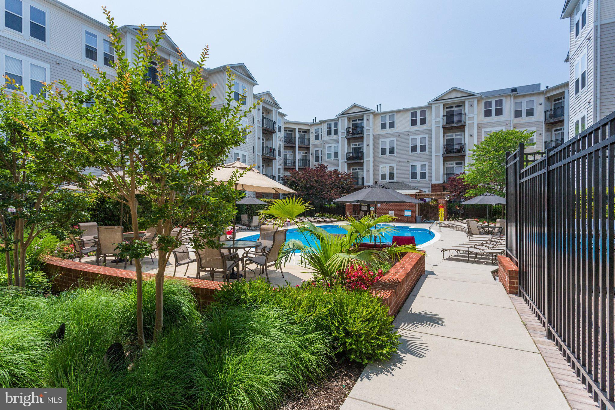 HALSTEAD AT THE METRO - Residential