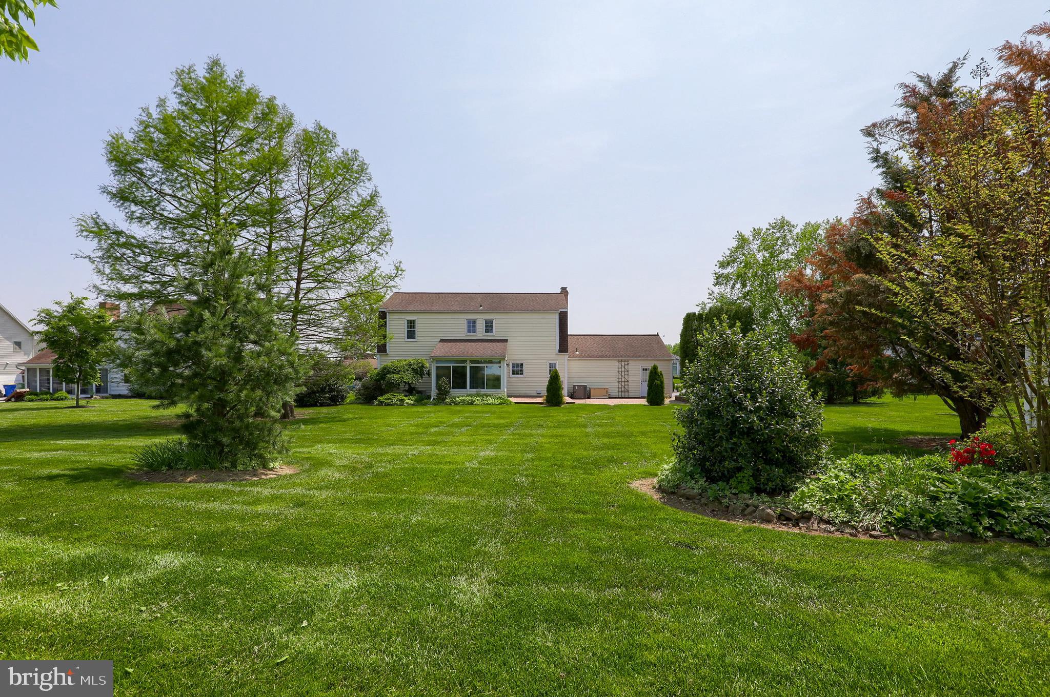 OUTDOOR COUNTRY CLUB - Residential