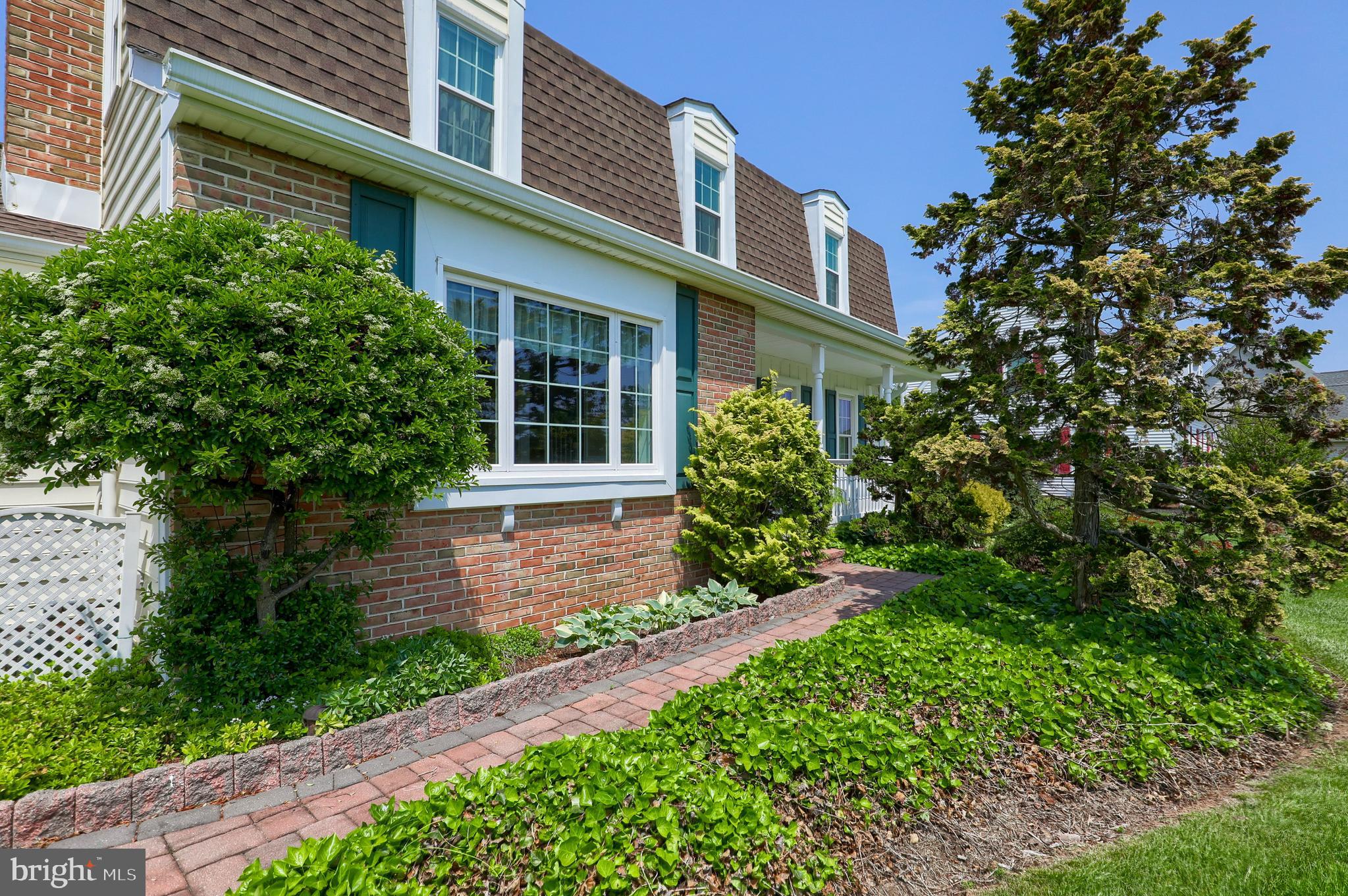 OUTDOOR COUNTRY CLUB - Residential