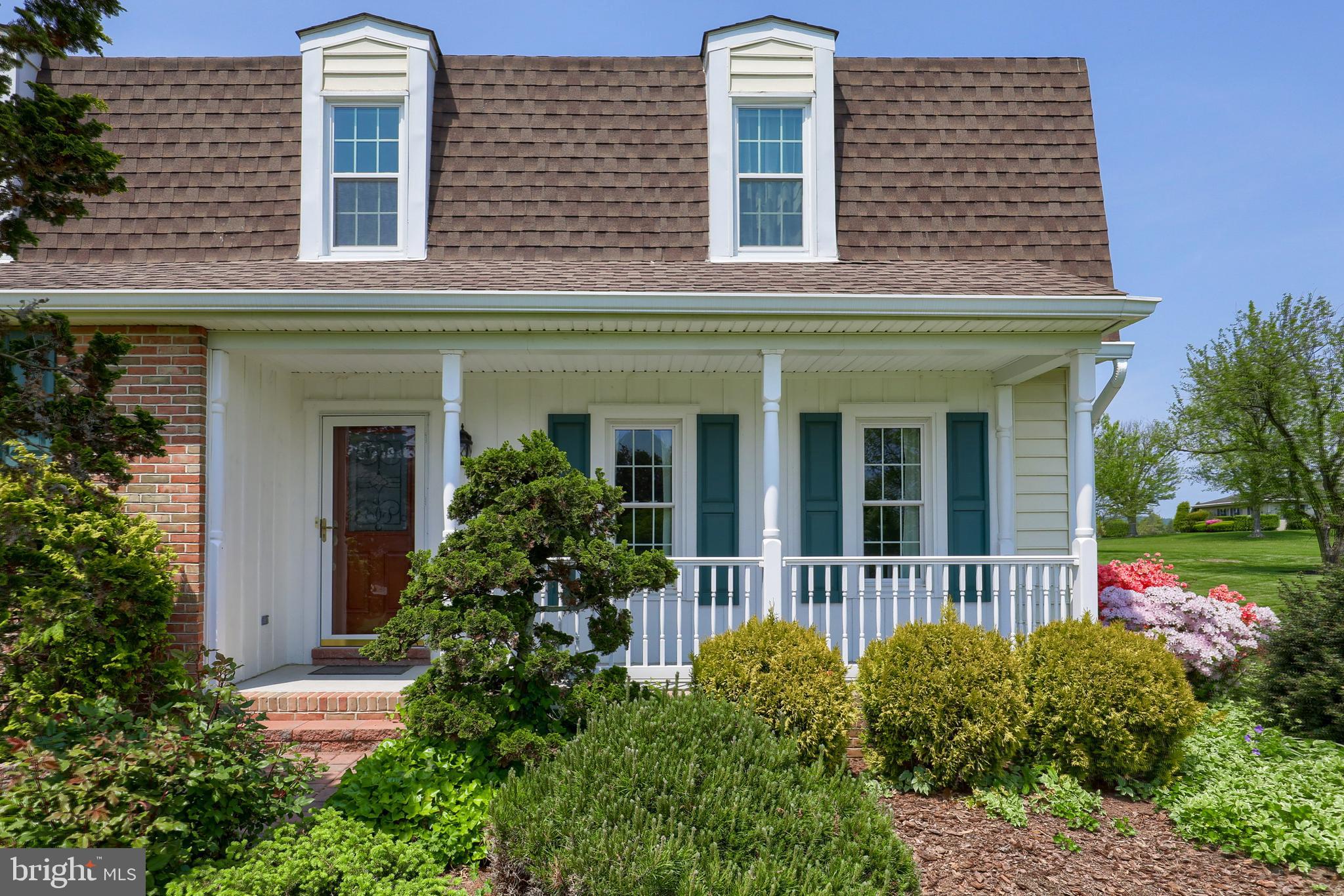 OUTDOOR COUNTRY CLUB - Residential