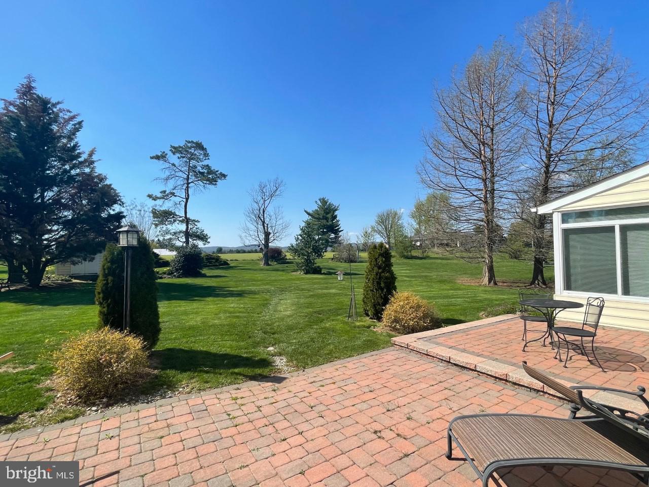 OUTDOOR COUNTRY CLUB - Residential