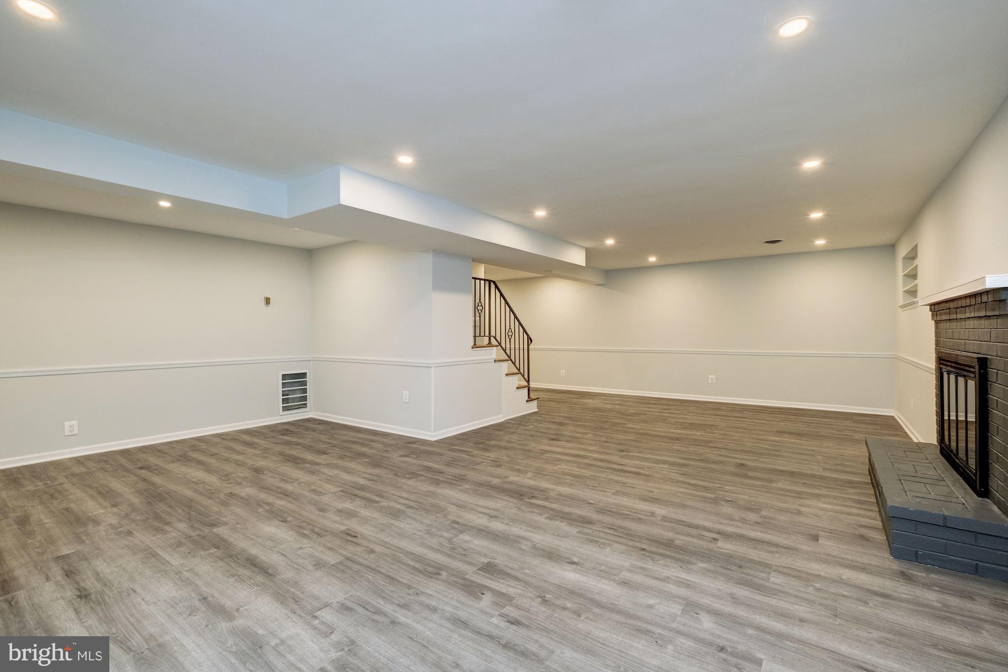 BURNING TREE ESTATES - Residential Lease