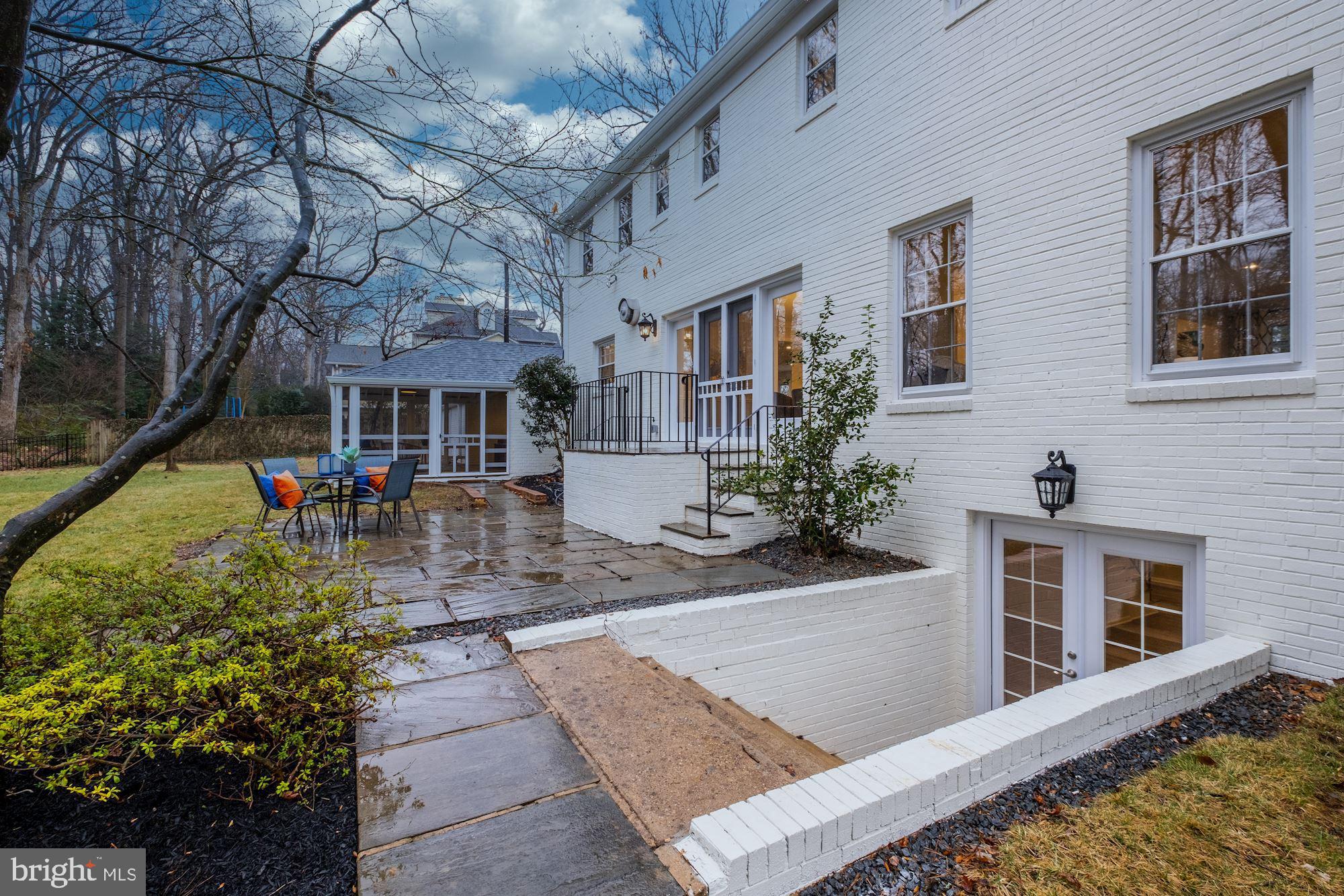 BURNING TREE ESTATES - Residential Lease