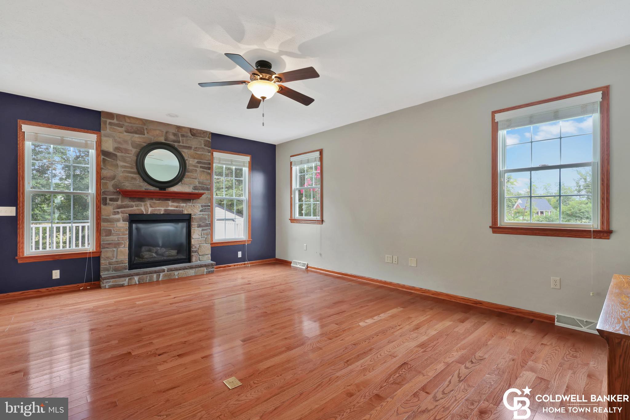 LAKEWOOD - Residential