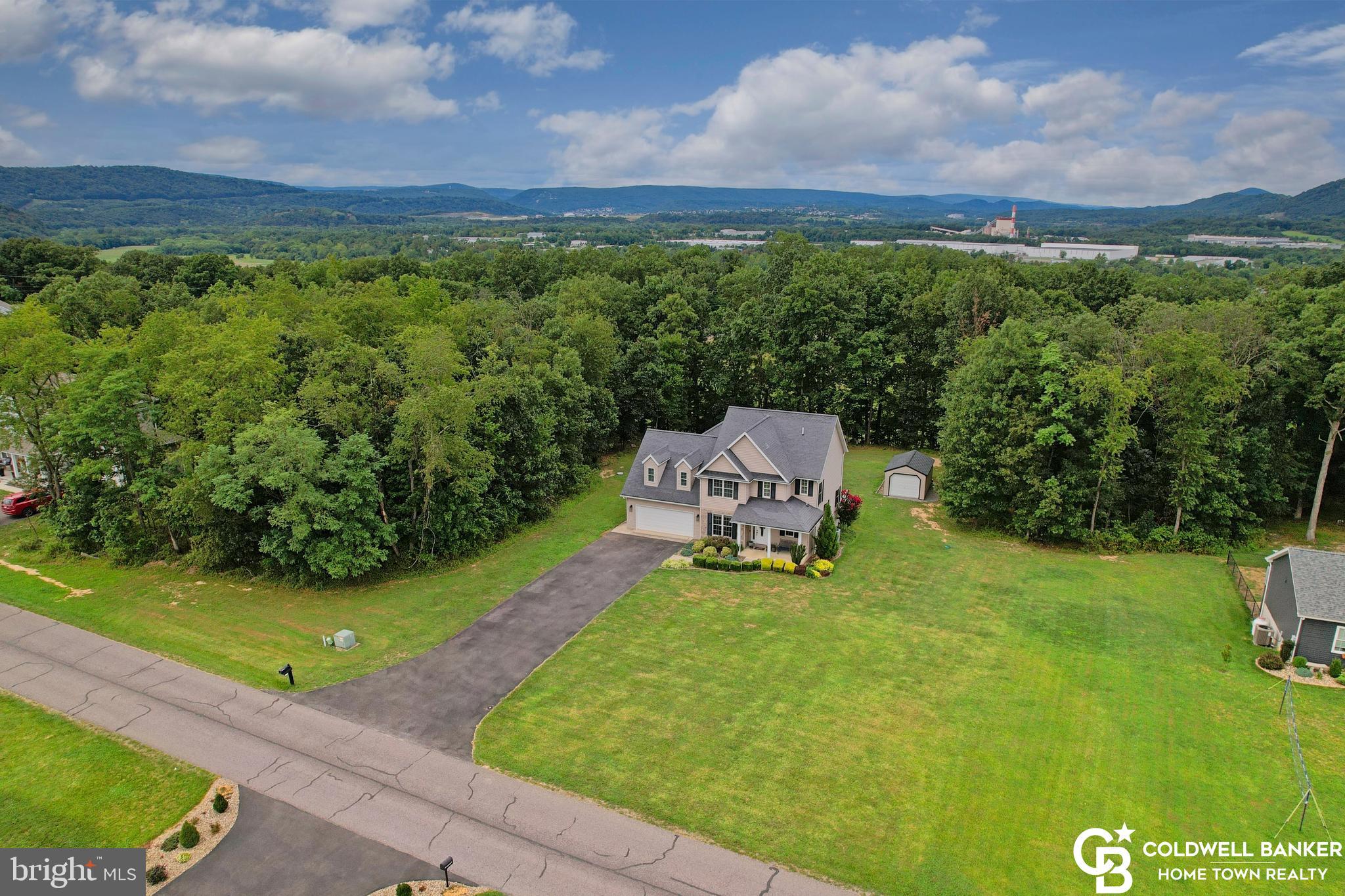 LAKEWOOD - Residential