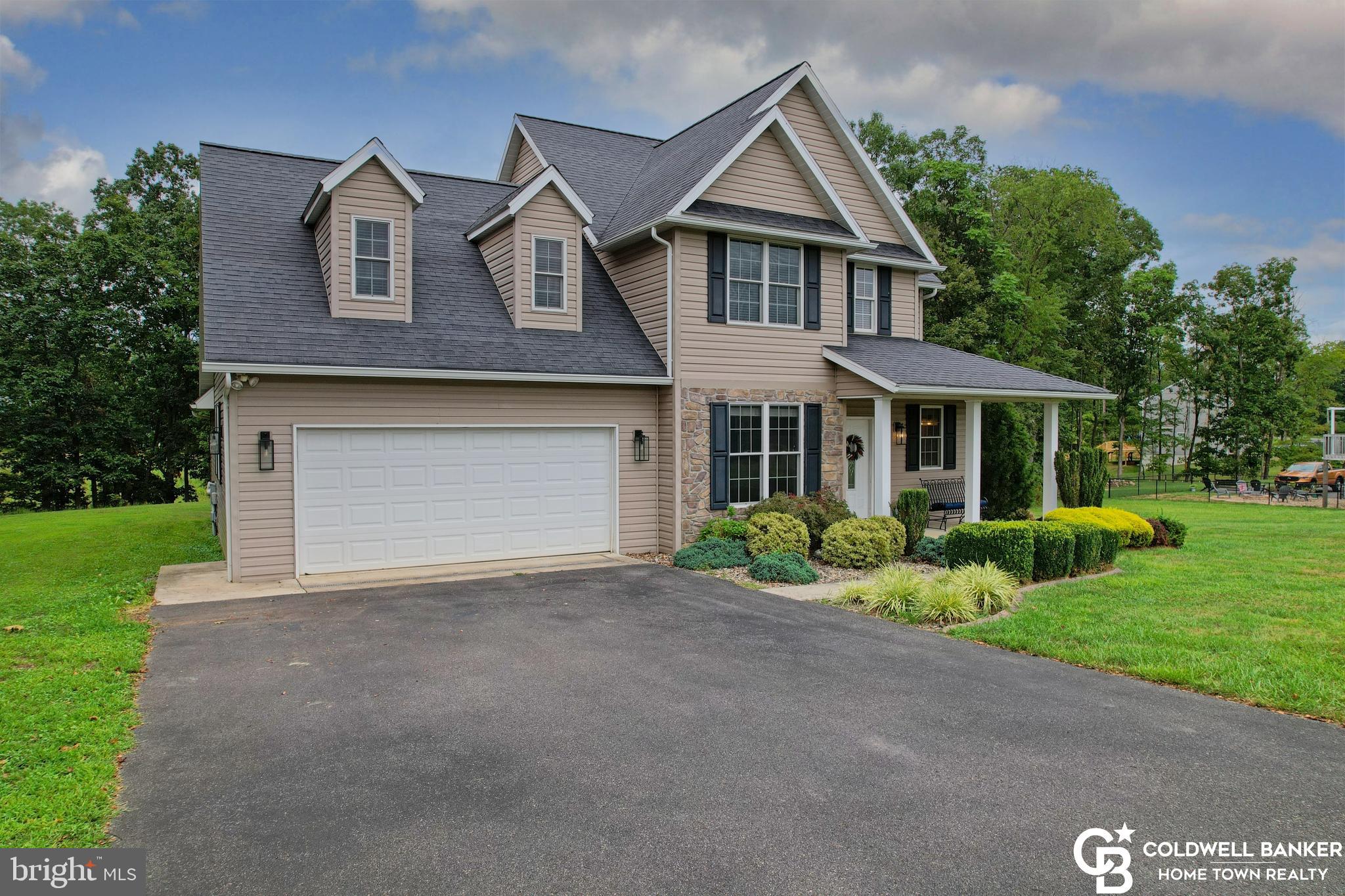 LAKEWOOD - Residential