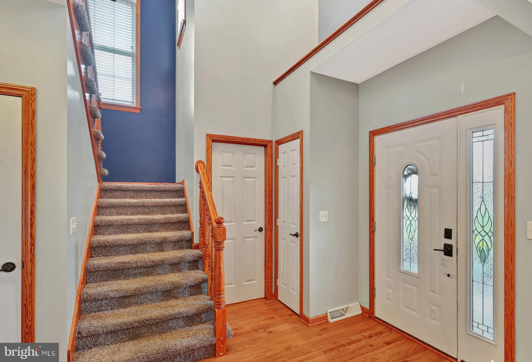 LAKEWOOD - Residential