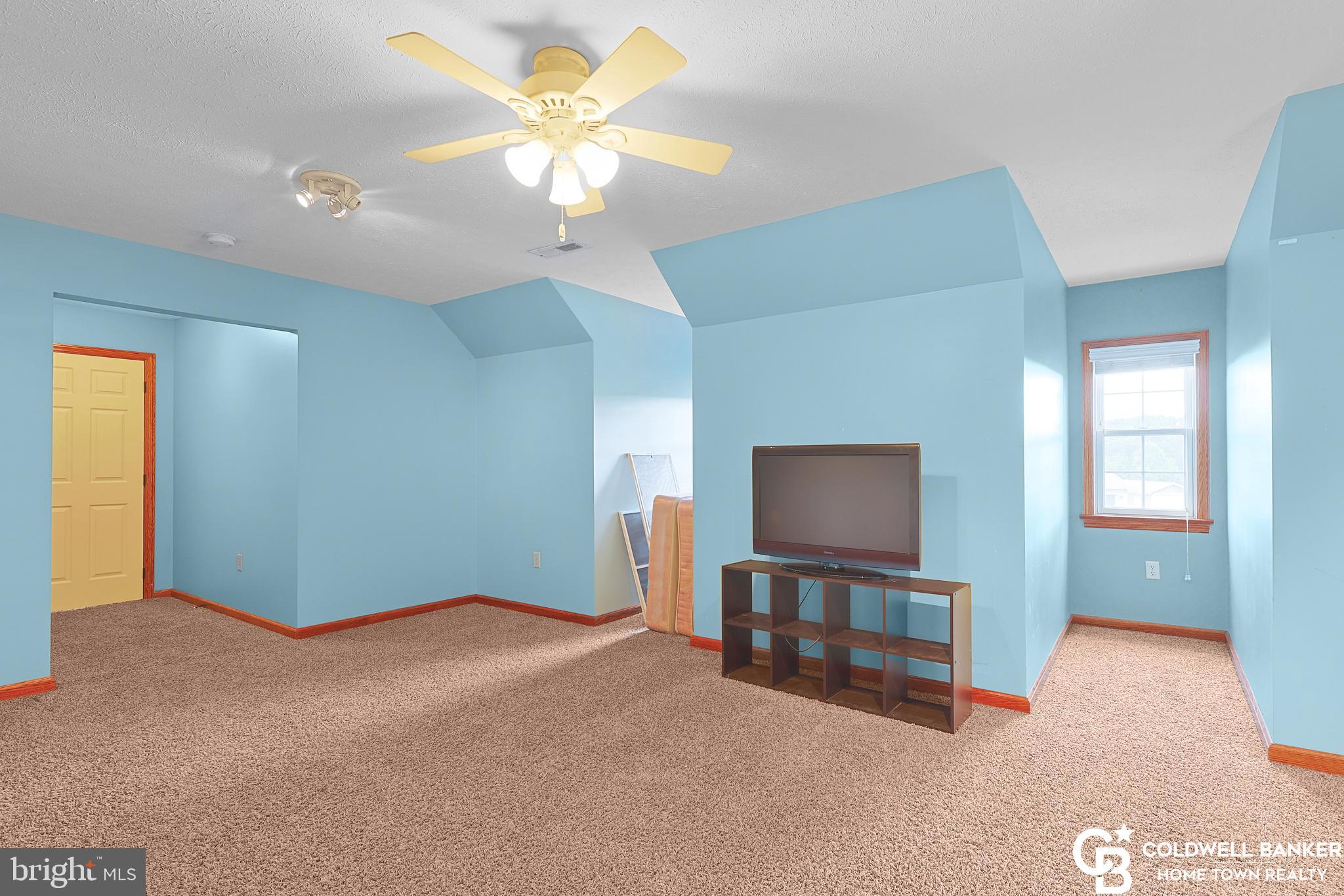 LAKEWOOD - Residential