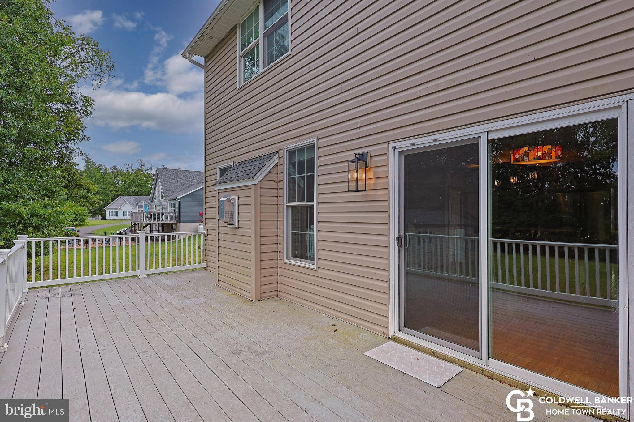 LAKEWOOD - Residential