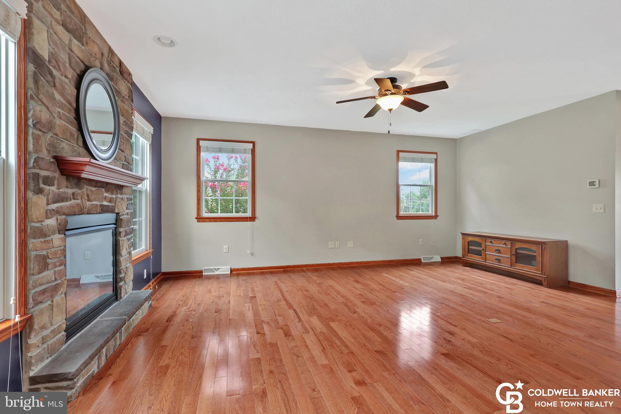 LAKEWOOD - Residential