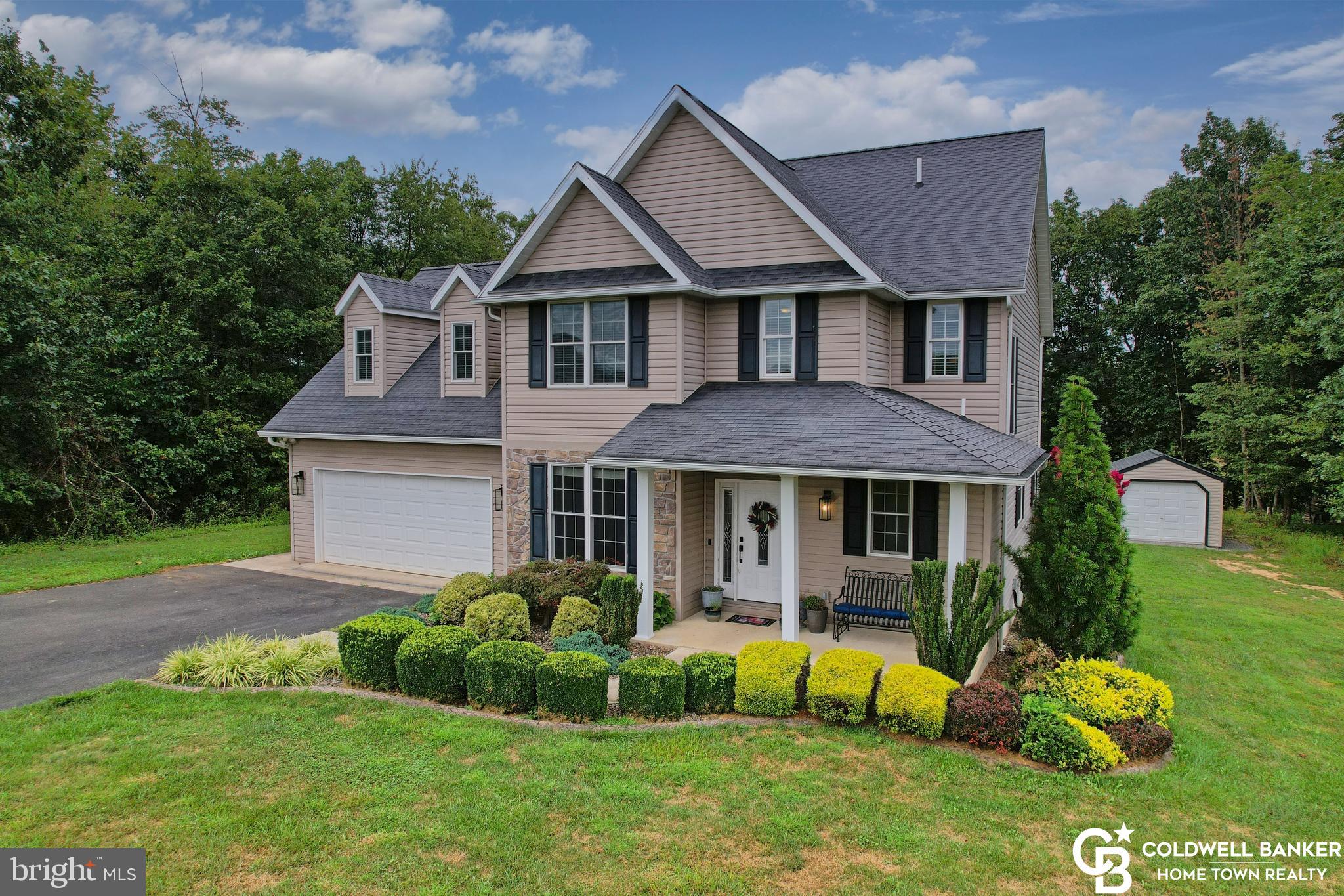 LAKEWOOD - Residential