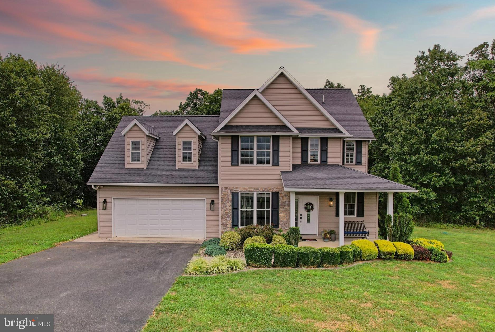 LAKEWOOD - Residential