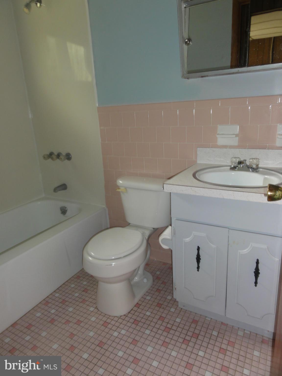 ARUNDEL HILLS - Residential