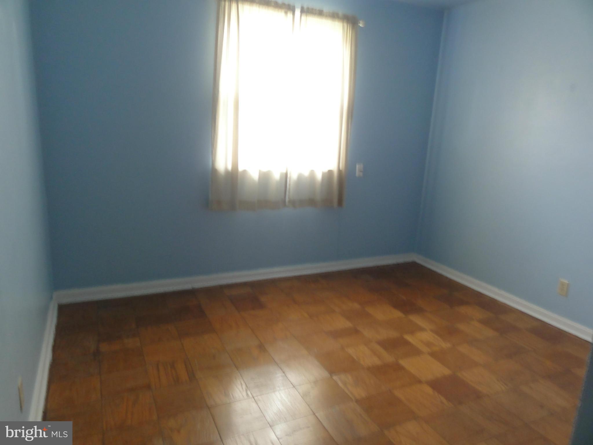 ARUNDEL HILLS - Residential