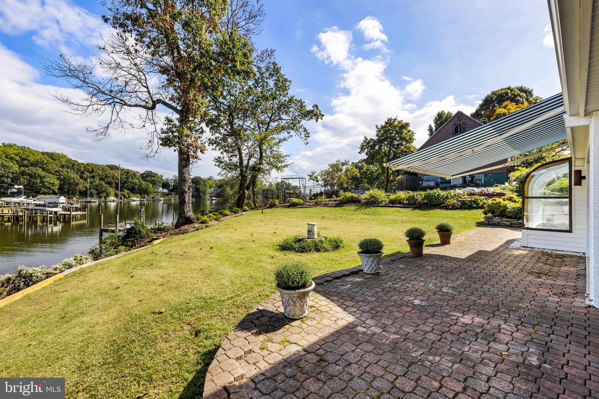 NORTH SHORE - Residential