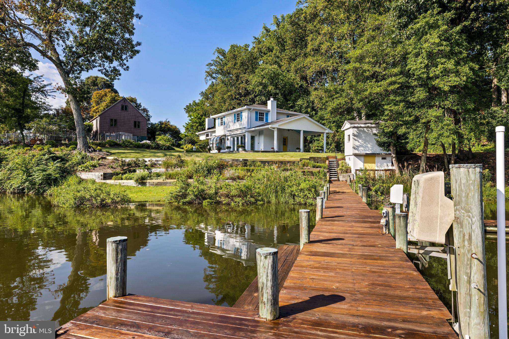 NORTH SHORE - Residential