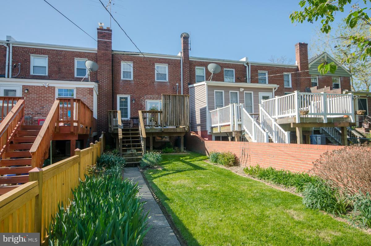 BIRDIE MAY MASON - Residential