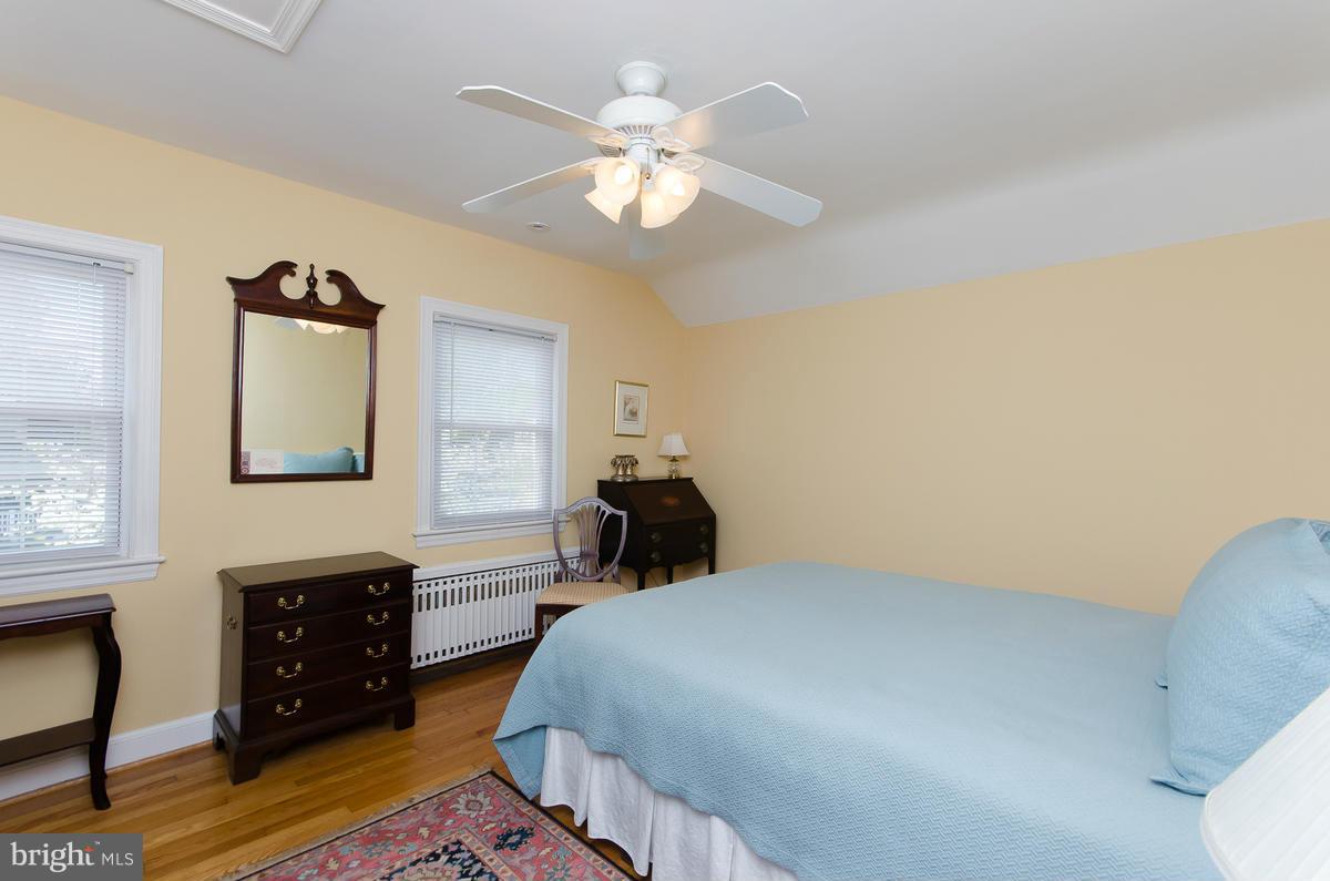 BIRDIE MAY MASON - Residential