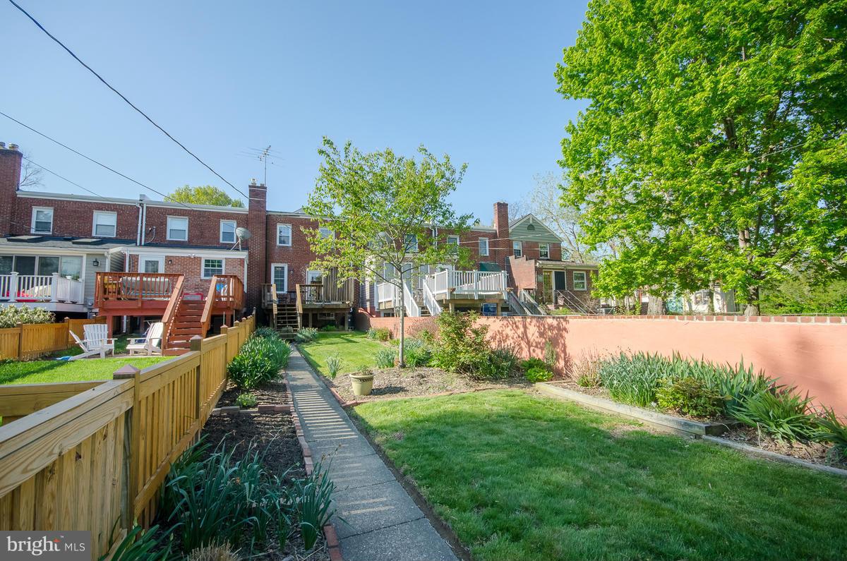 BIRDIE MAY MASON - Residential