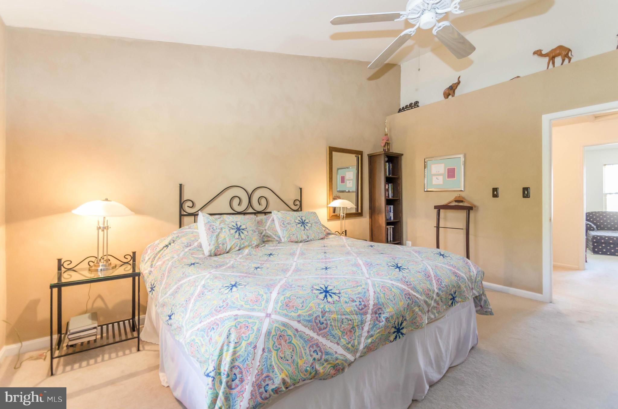 VILLAGES OF HOMELAND - Residential