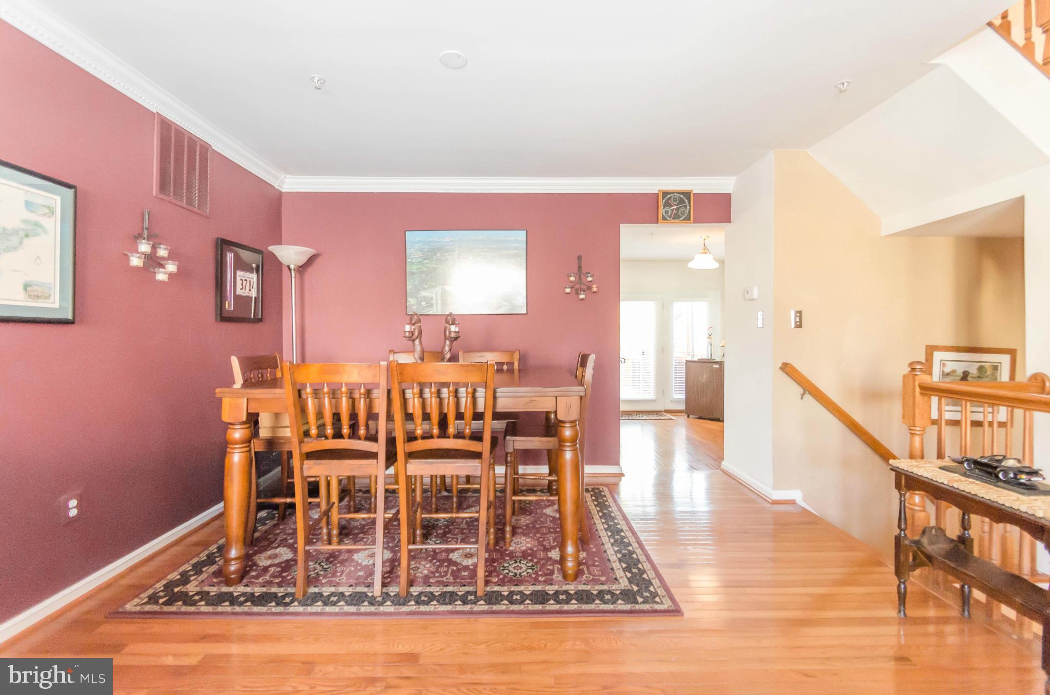 VILLAGES OF HOMELAND - Residential