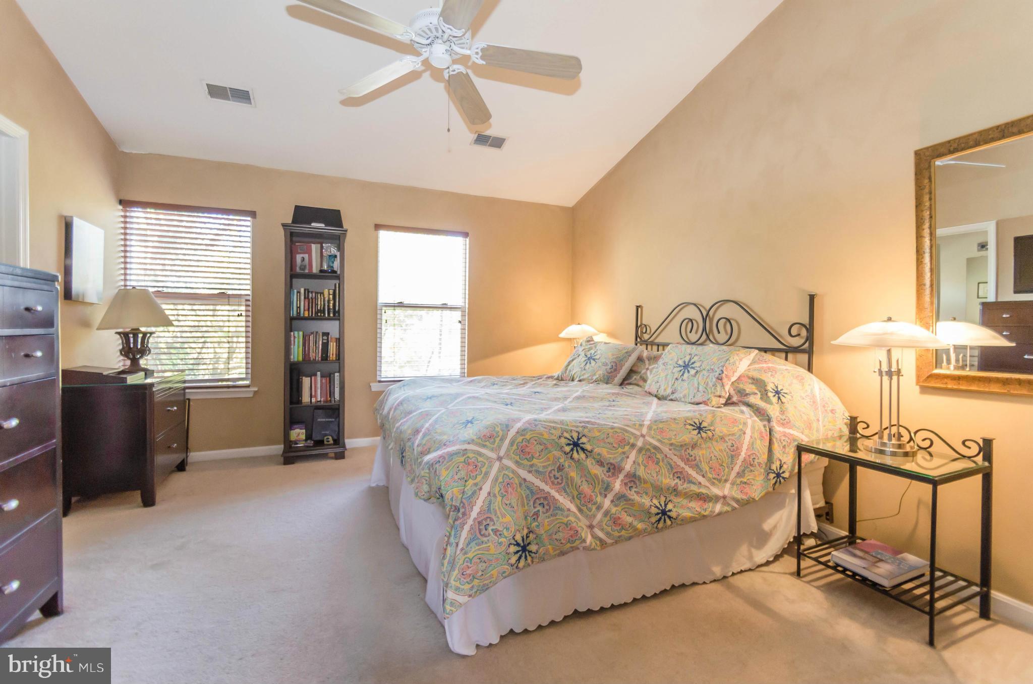 VILLAGES OF HOMELAND - Residential