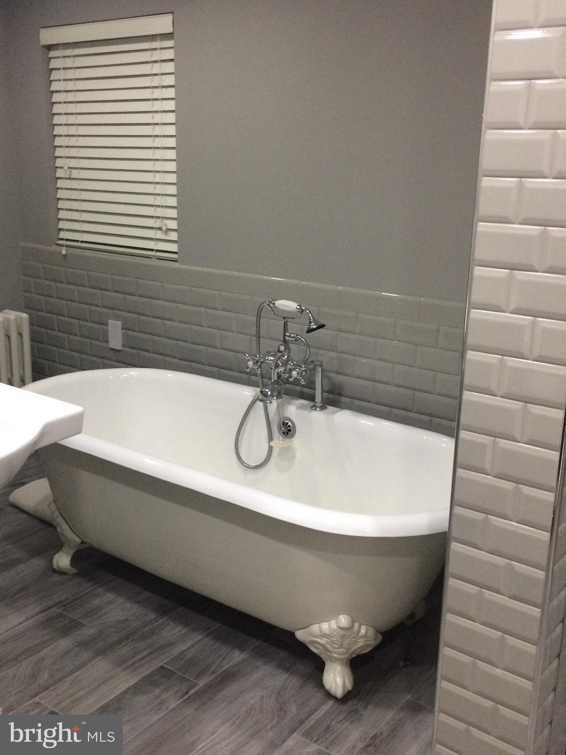 PASSYUNK SQUARE - Residential Lease