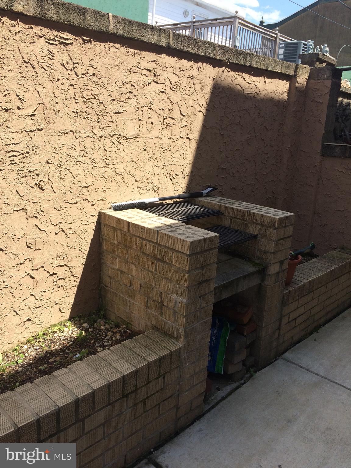 PASSYUNK SQUARE - Residential Lease