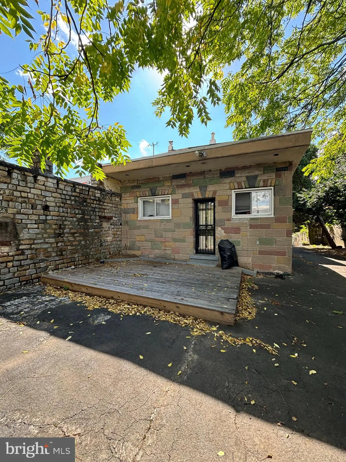 Philadelphia, Pennsylvania 19151, United States, ,Commercial,Active,103386