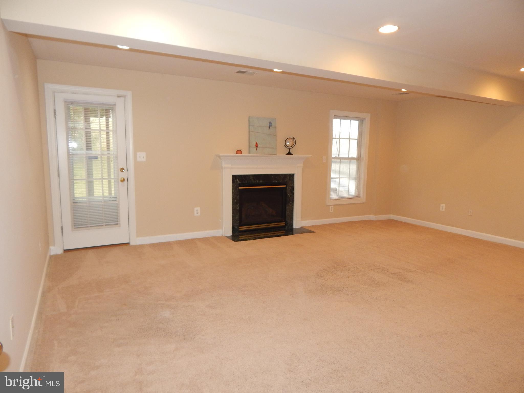 VILLAGES OF DORCHESTER - Residential Lease