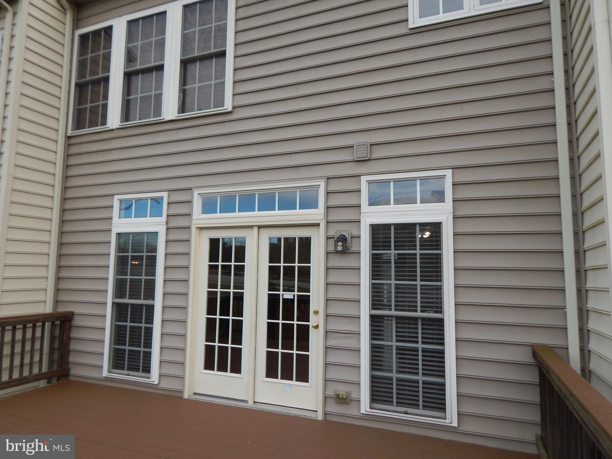 VILLAGES OF DORCHESTER - Residential Lease