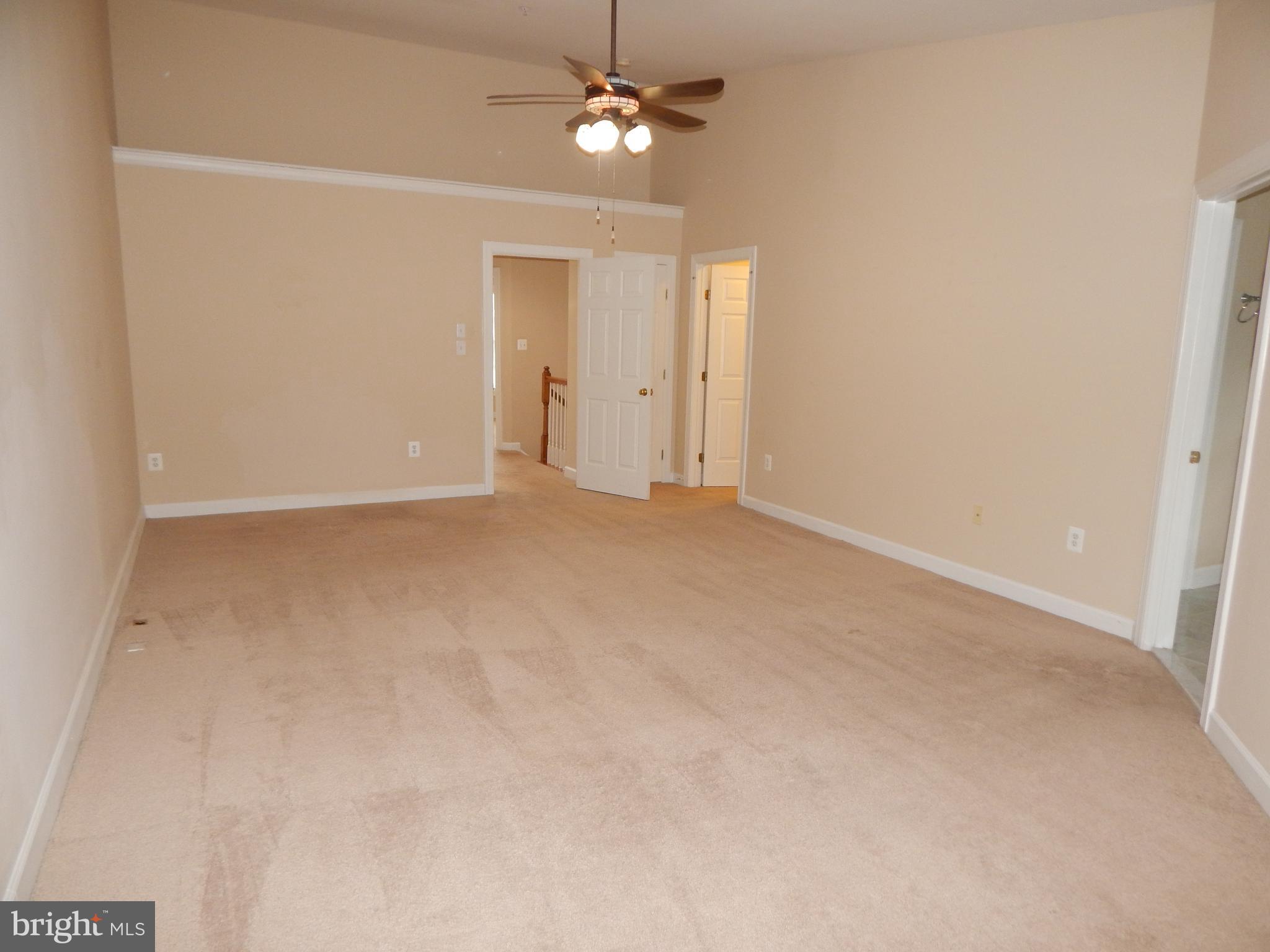 VILLAGES OF DORCHESTER - Residential Lease