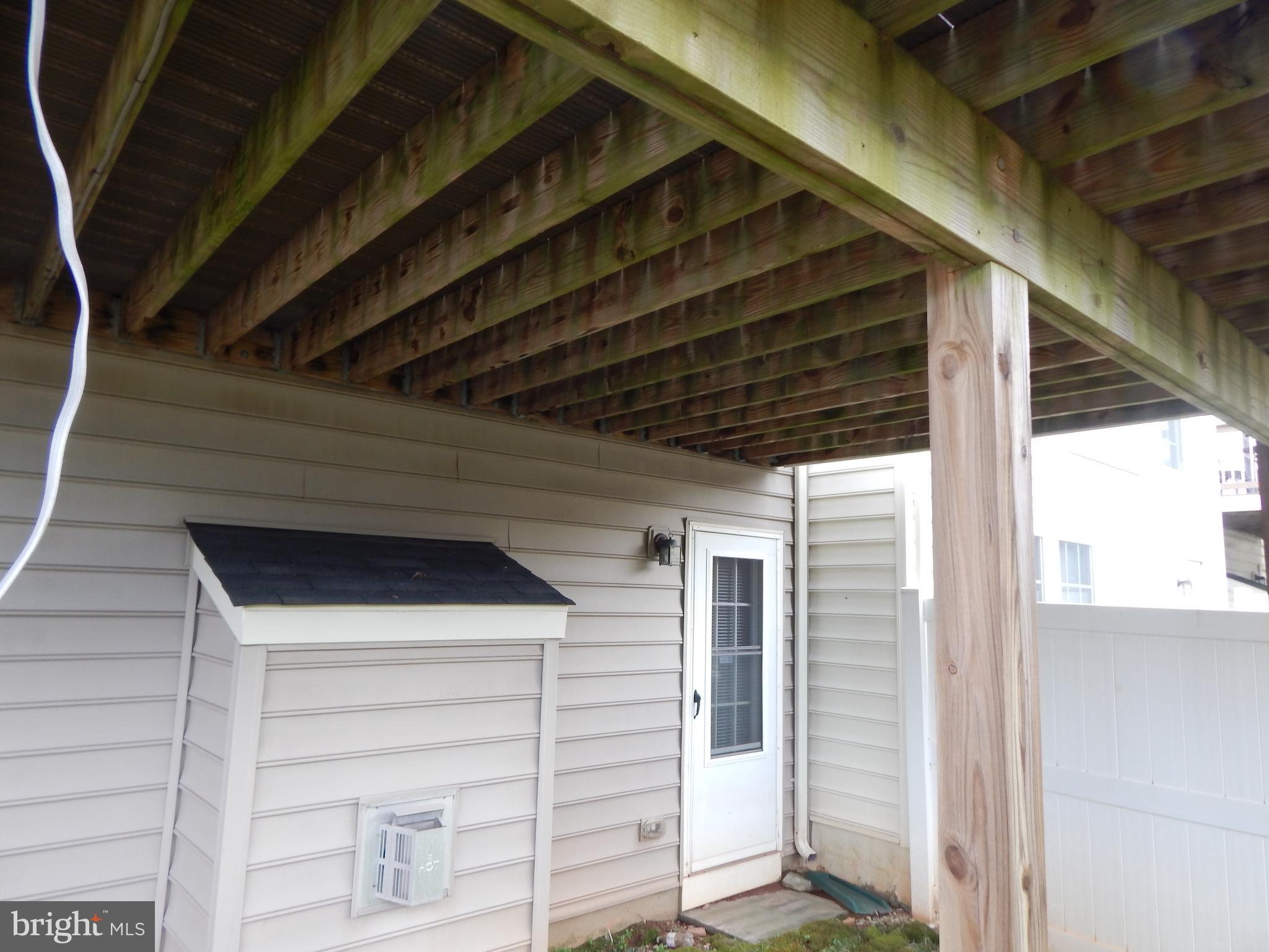 VILLAGES OF DORCHESTER - Residential Lease