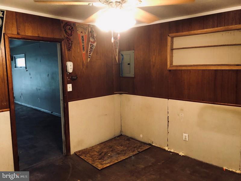 ROSEDALE MANOR - Residential