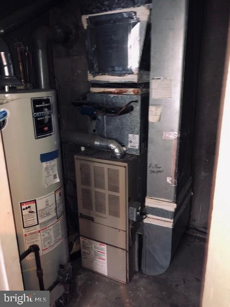 ROSEDALE MANOR - Residential