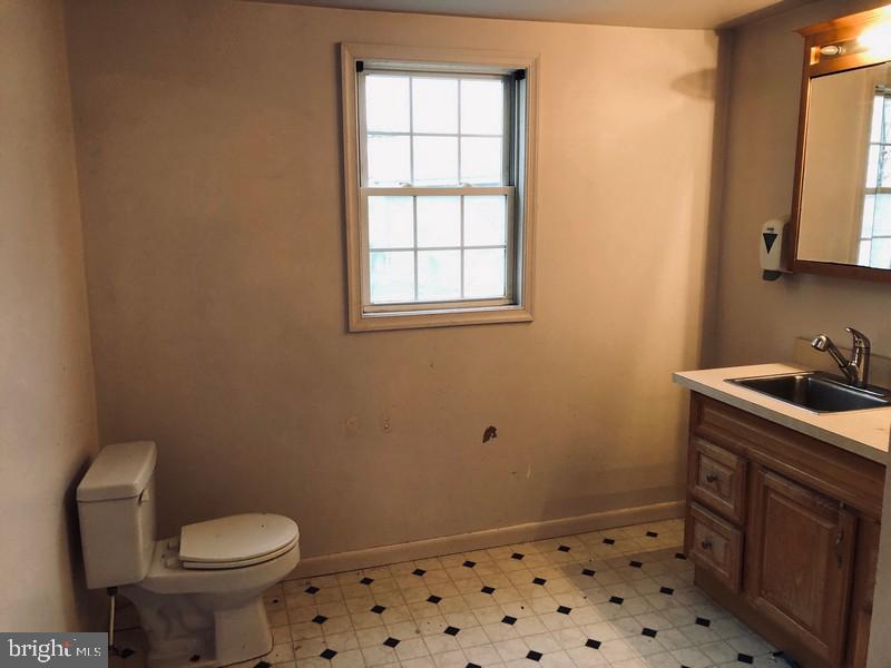 ROSEDALE MANOR - Residential