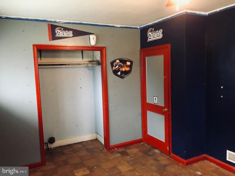 ROSEDALE MANOR - Residential