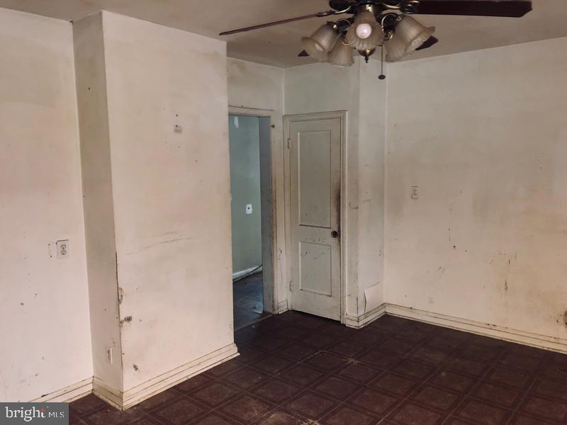 ROSEDALE MANOR - Residential