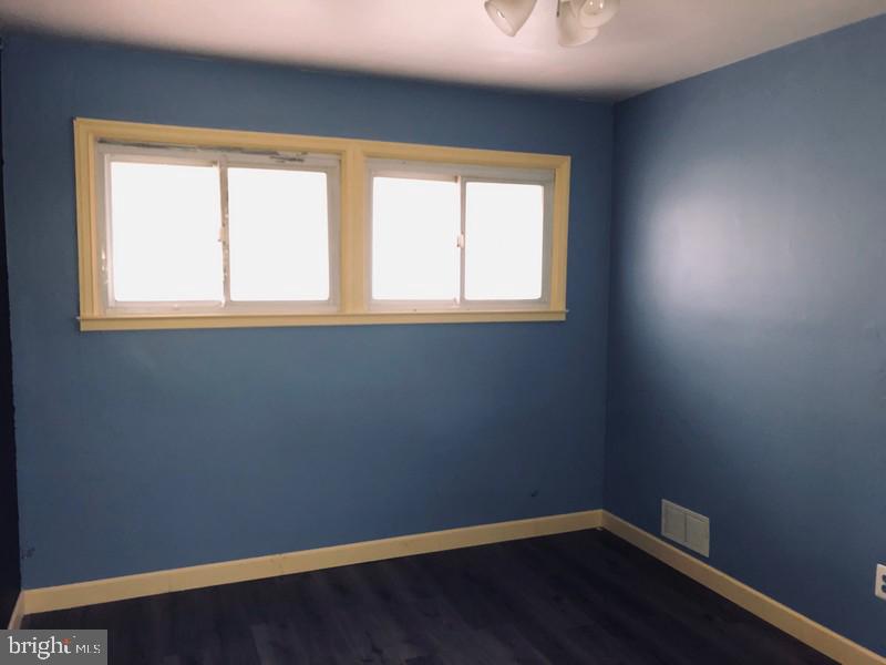 ROSEDALE MANOR - Residential