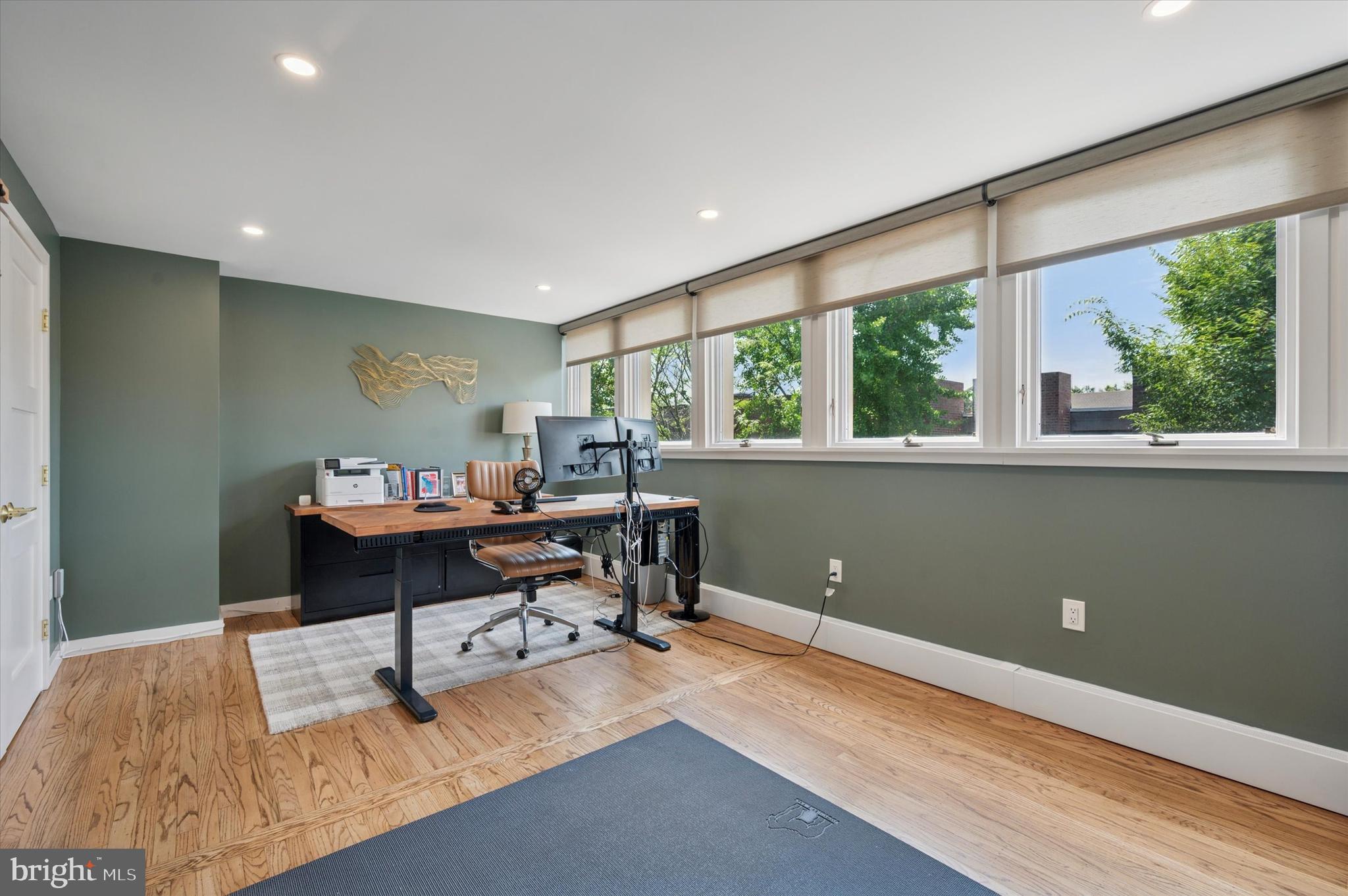 SOCIETY HILL - Residential