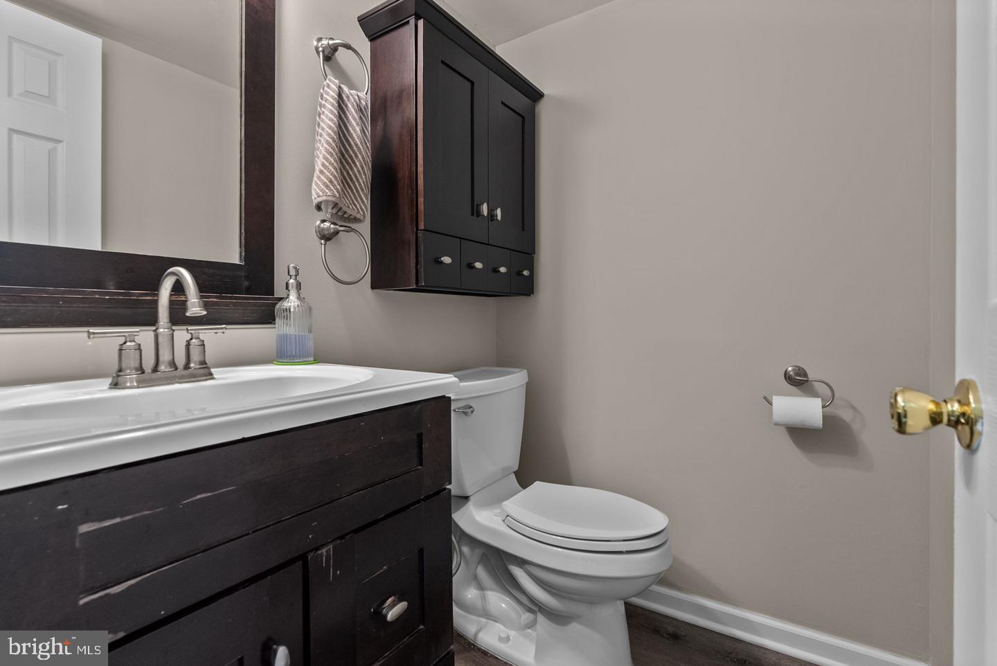 COUNTRY LANE - Residential