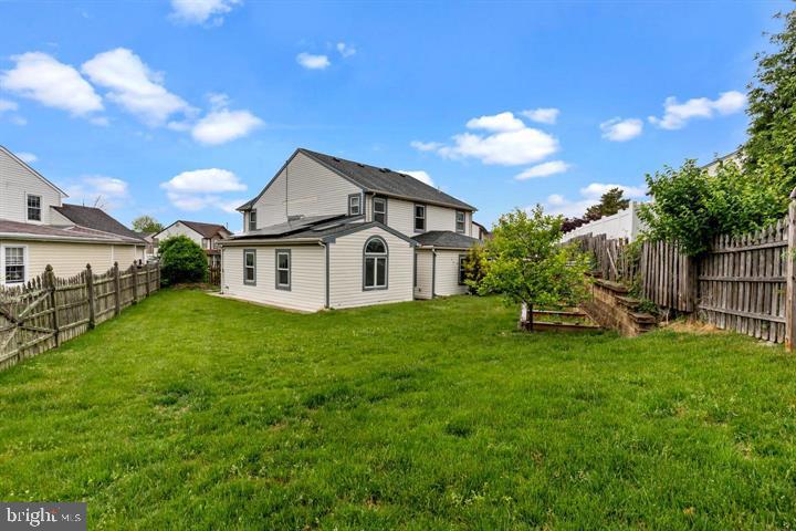 COUNTRY LANE - Residential