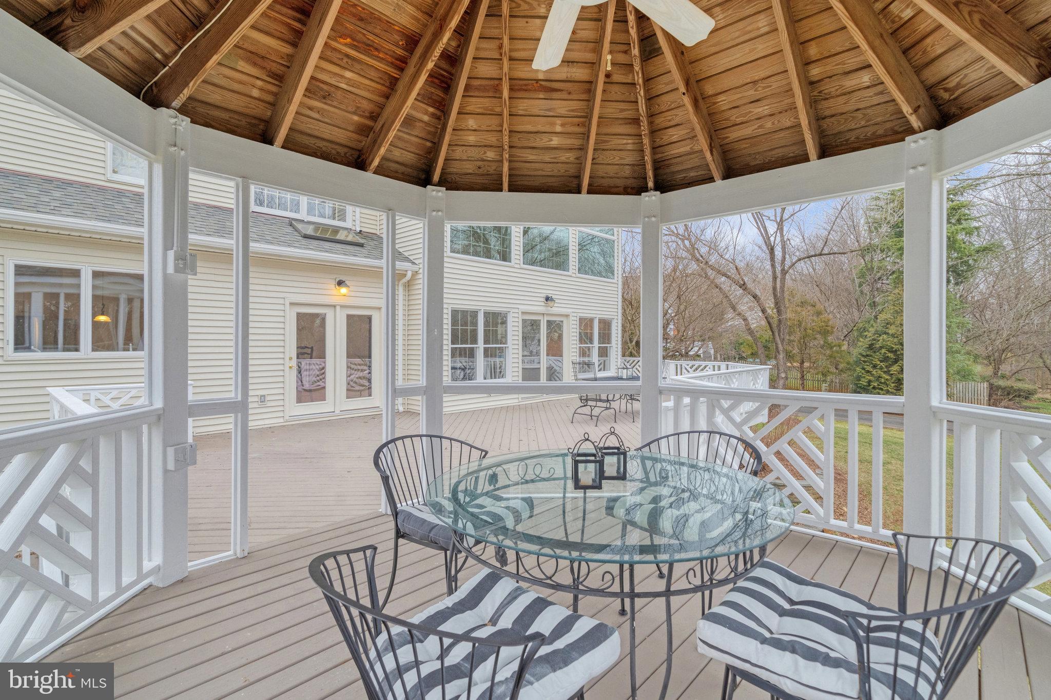 HUNTER MILL ESTATES - Residential