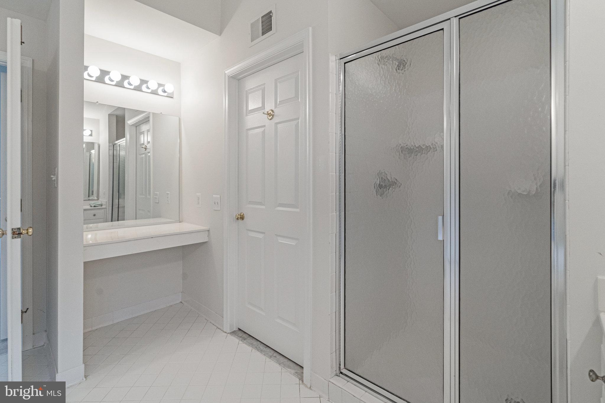 HUNTER MILL ESTATES - Residential