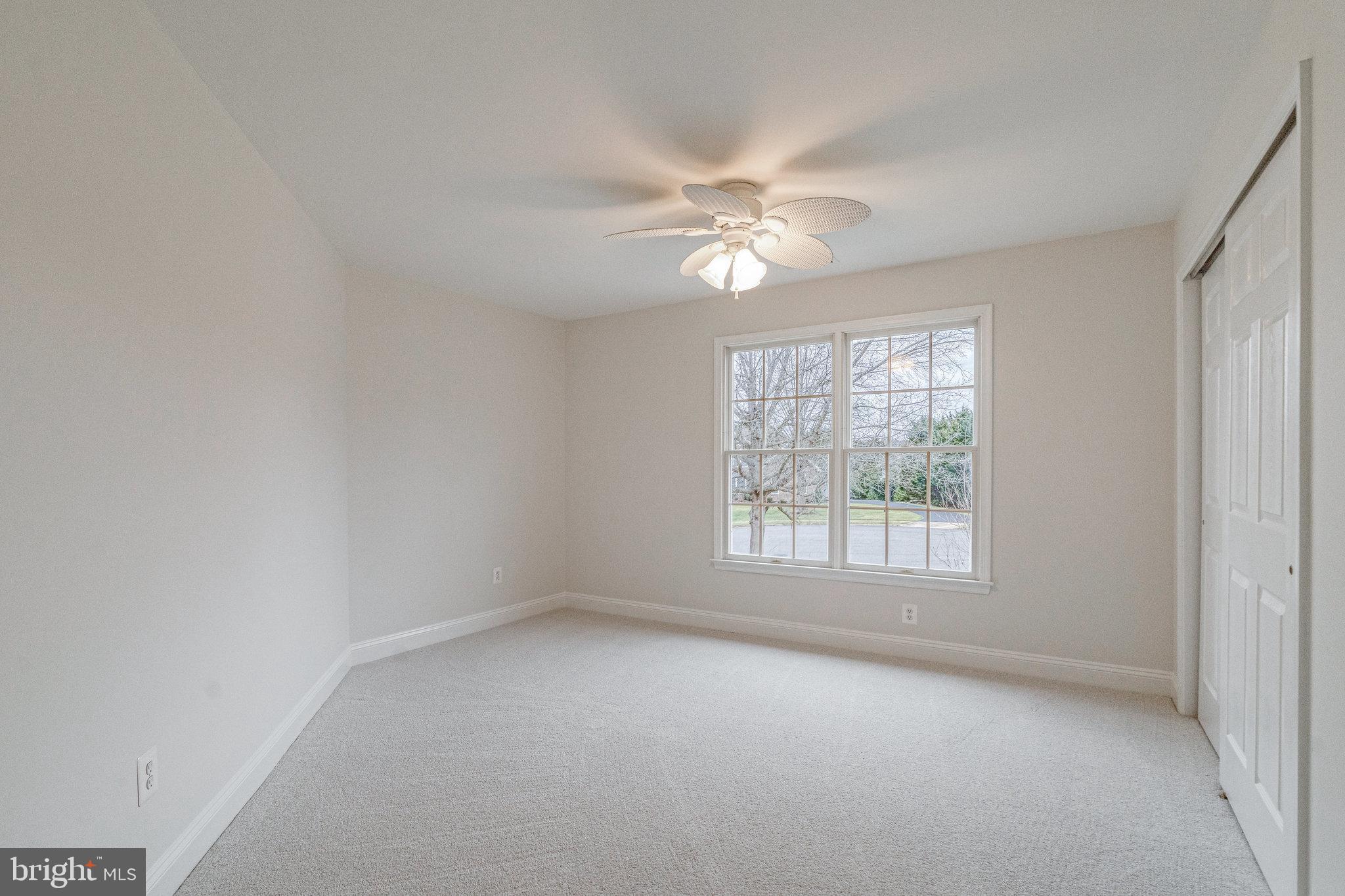 HUNTER MILL ESTATES - Residential